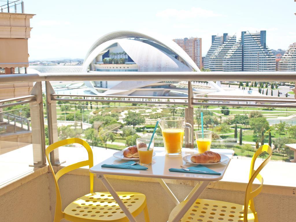 Apartup Yellow Opera View Lägenhet Valencia Rum bild